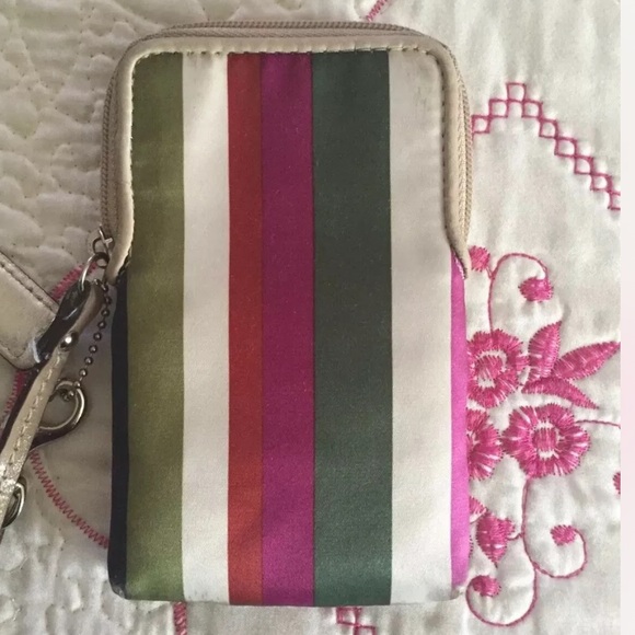 Coach Wristlet, Phone and card case - Picture 2 of 5